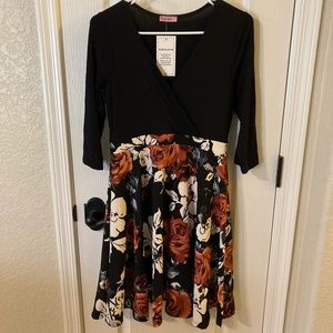 Black and floral maternity dress | size small | NWT